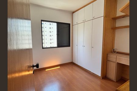 Apartamento para alugar com 102m², 3 quartos e 2 vagas Apartamento para alugar com 102m², 3 quartos e 2 vagasQuarto 1