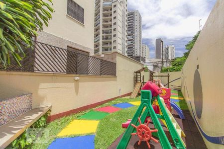 Apartamento para alugar com 102m², 3 quartos e 2 vagas Apartamento para alugar com 102m², 3 quartos e 2 vagasÁrea comum - Playground
