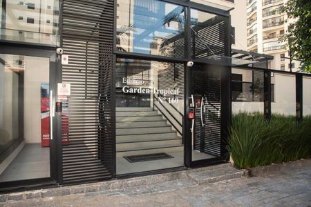 Apartamento para alugar com 102m², 3 quartos e 2 vagas Apartamento para alugar com 102m², 3 quartos e 2 vagasFachada