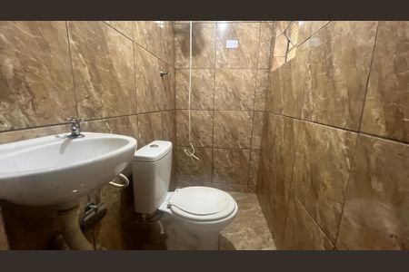 Banheiro Social de casa para alugar com 1 quarto, 25m² em Vila Industrial (campinas), Campinas