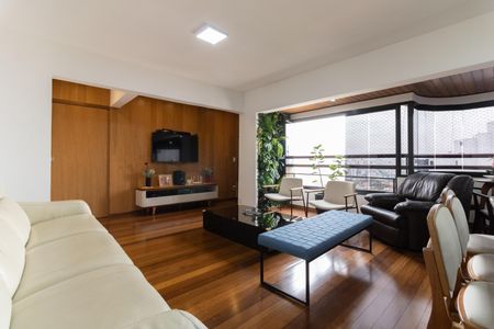 Sala de apartamento à venda com 3 quartos, 124m² em Vila Santo Estéfano, São Paulo