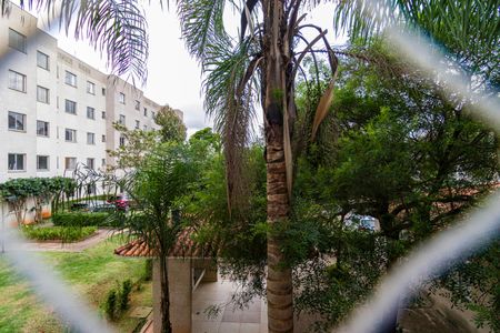 Vista Quarto de apartamento para alugar com 2 quartos, 46m² em Jardim Helga, São Paulo
