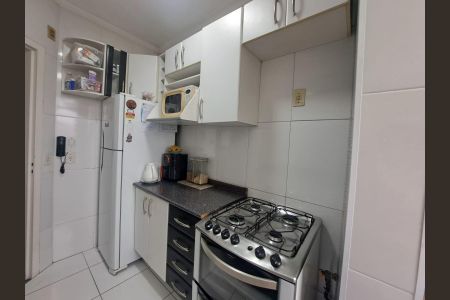 Cozinha de apartamento à venda com 2 quartos, 65m² em Piratininga, Osasco