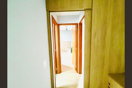 Apartamento para alugar com 60m², 2 quartos e 1 vagaCorredor
