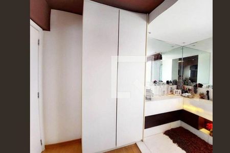 Banheiro  de apartamento à venda com 4 quartos, 142m² em Buritis, Belo Horizonte