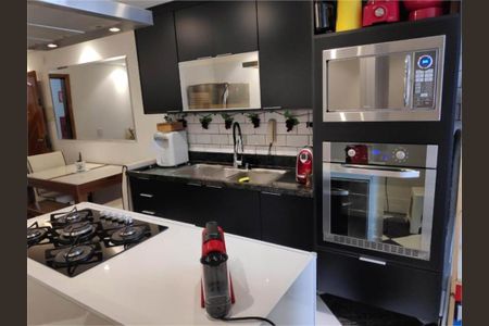 Apartamento à venda com 2 quartos, 50m² em Vila Cruz das Almas, São Paulo