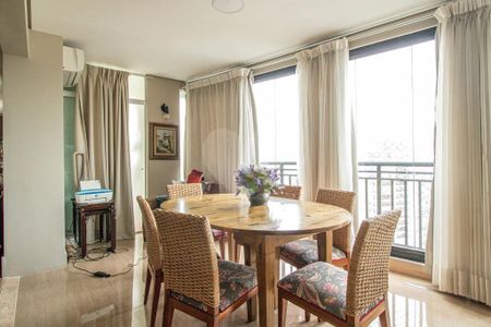 Apartamento à venda com 4 quartos, 351m² em Jardim Marajoara, São Paulo