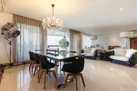 Apartamento à venda com 3 quartos, 360m² em Paraíso do Morumbi, São Paulo