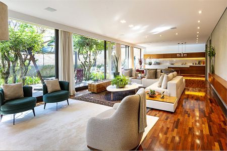 Casa à venda com 4 quartos, 481m² em Jardim dos Estados, São Paulo