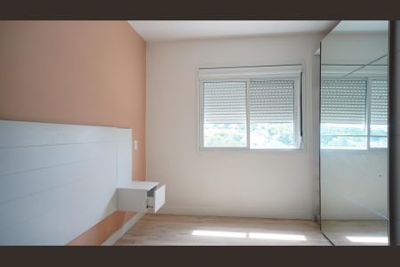 Suite  de apartamento à venda com 2 quartos, 70m² em Medianeira, Porto Alegre