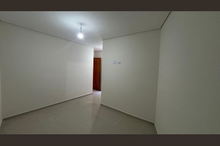 Suite de apartamento à venda com 2 quartos, 52m² em Vila Mazzei, Santo André