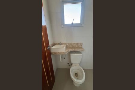 Banheiro da Suíte de apartamento à venda com 3 quartos, 52m² em Vila Mazzei, Santo André