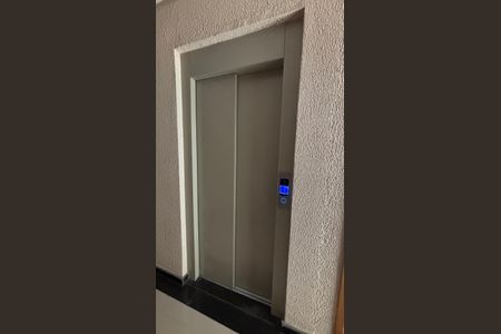 Apartamento para alugar com 90m², 3 quartos e 1 vaga Apartamento para alugar com 90m², 3 quartos e 1 vagaElevador