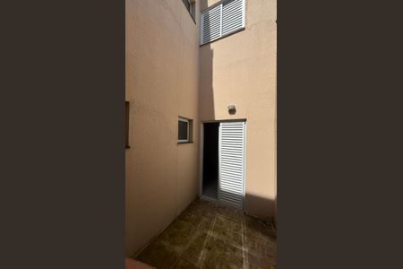 Apartamento para alugar com 52m², 2 quartos e 1 vaga Apartamento para alugar com 52m², 2 quartos e 1 vagaVaranda