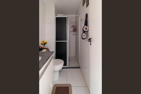 Banheiro de apartamento para alugar com 1 quarto, 35m² em Água Branca, São Paulo