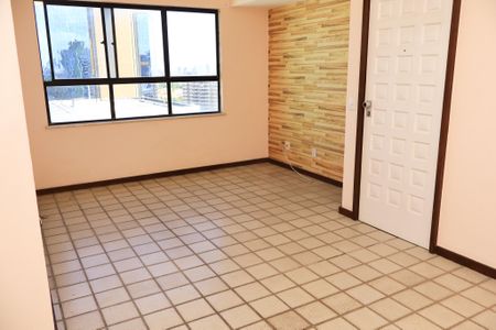 Sala de apartamento para alugar com 3 quartos, 133m² em Brotas, Salvador