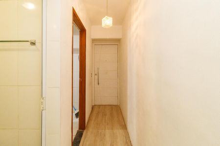 Corredor de apartamento para alugar com 1 quarto, 48m² em Jardim Brasil (zona Norte), São Paulo