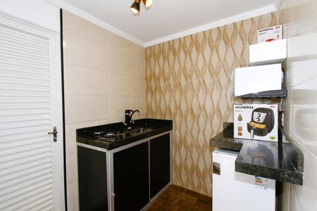 Cozinha - Armários de kitnet/studio para alugar com 1 quarto, 12m² em Caiçaras, Belo Horizonte