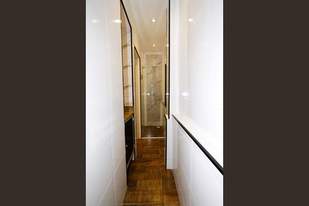 Banheiro de kitnet/studio para alugar com 1 quarto, 17m² em Caiçaras, Belo Horizonte