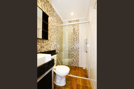 Banheiro de kitnet/studio para alugar com 1 quarto, 20m² em Caiçaras, Belo Horizonte