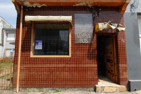 Fachada de casa à venda com 0 quarto, 85m² em São Geraldo, Porto Alegre
