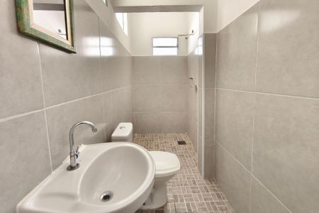 Banheiro de casa para alugar com 1 quarto, 50m² em Jardim Nova Europa, Campinas