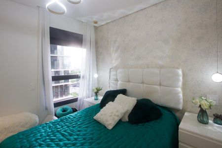 Apartamento para alugar com 2 quartos, 78m² em Jardim das Acacias, São Paulo