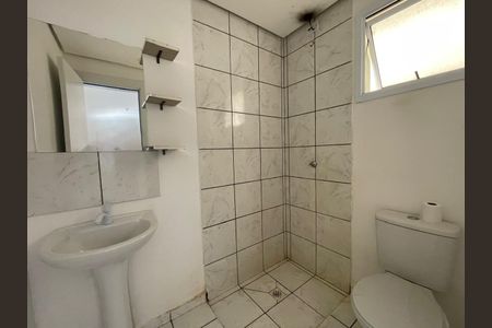 Banheiro de apartamento à venda com 2 quartos, 46m² em Campina, São Leopoldo