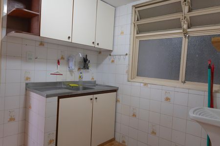 Cozinha de apartamento para alugar com 1 quarto, 44m² em Asa Norte, Brasília