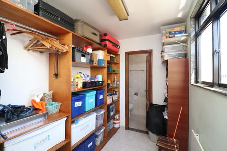 Apartamento para alugar com 126m², 3 quartos e 3 vagasQuarto de Serviço