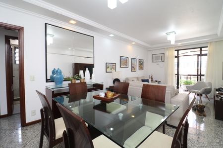 Apartamento para alugar com 126m², 3 quartos e 3 vagasSala