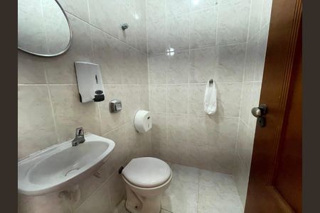 Apartamento para alugar com 126m², 3 quartos e 3 vagasÁrea comum - Banheiro Salão de festas