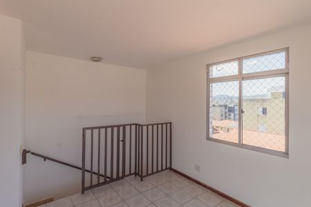 Corredor de apartamento para alugar com 3 quartos, 160m² em Dona Clara, Belo Horizonte