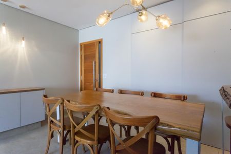 Apartamento à venda com 110m², 4 quartos e 2 vagas Apartamento à venda com 110m², 4 quartos e 2 vagasSala de Jantar