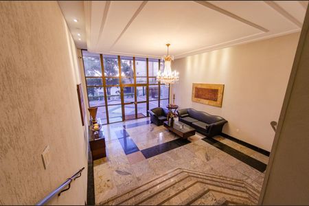 Apartamento à venda com 110m², 4 quartos e 2 vagas Apartamento à venda com 110m², 4 quartos e 2 vagasHall de entrada