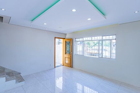 Sala de casa à venda com 2 quartos, 134m² em Vila Bonilha Nova, São Paulo