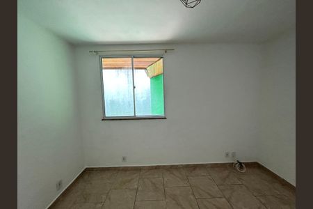 Casa para alugar com 2 quartos, 65m² em Bento Ribeiro, Rio de Janeiro