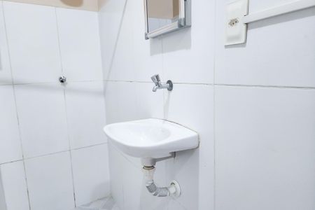 Banheiro  de apartamento para alugar com 1 quarto, 25m² em Centro, Rio de Janeiro