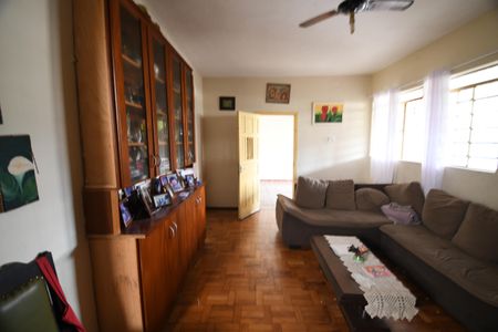 Sala de casa à venda com 3 quartos, 150m² em Vila Nogueira, Campinas