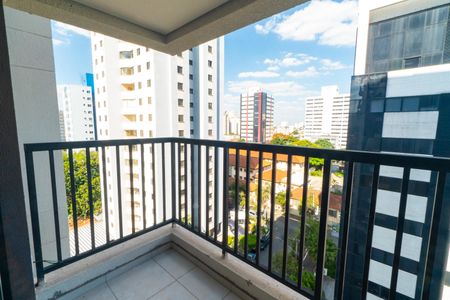 Sacada da Sala de apartamento para alugar com 2 quartos, 40m² em Planalto Paulista, São Paulo