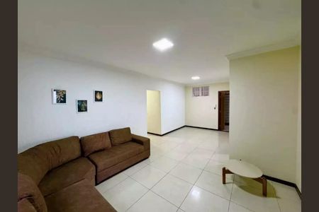 Sala de casa para alugar com 4 quartos, 197m² em Serrano, Belo Horizonte