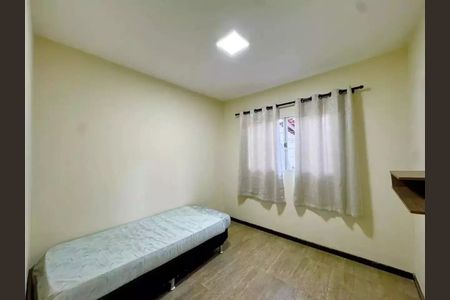 Quarto de casa para alugar com 4 quartos, 197m² em Serrano, Belo Horizonte