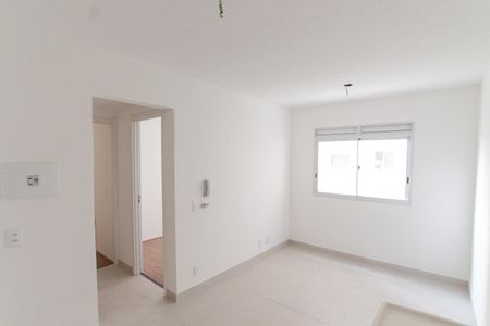 Sala e Cozinha de apartamento para alugar com 2 quartos, 32m² em Parque Novo Mundo, São Paulo
