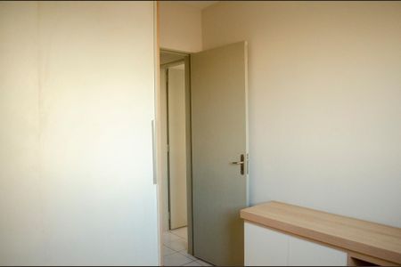 Quarto 1 de apartamento para alugar com 2 quartos, 60m² em Conjunto Fabiana, Goiânia