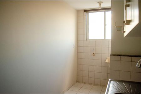 Cozinha de apartamento para alugar com 2 quartos, 60m² em Conjunto Fabiana, Goiânia