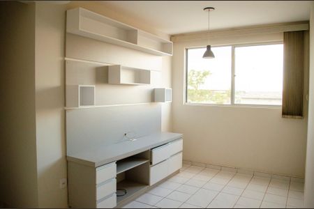 Sala de apartamento para alugar com 2 quartos, 60m² em Conjunto Fabiana, Goiânia