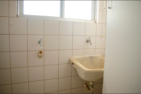 Área de Serviço de apartamento para alugar com 2 quartos, 60m² em Conjunto Fabiana, Goiânia