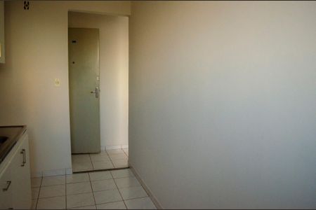 Cozinha de apartamento para alugar com 2 quartos, 60m² em Conjunto Fabiana, Goiânia
