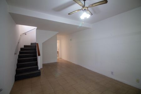 Sala de casa para alugar com 2 quartos, 120m² em Vila Congonhas, São Paulo