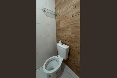 Sala - Suite Banheiro de apartamento para alugar com 2 quartos, 55m² em Vila Bela Vista, Santo André